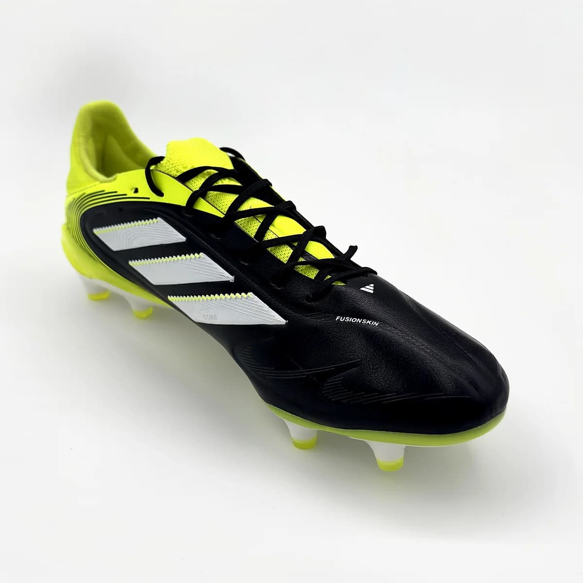Botín Adidas Copa Pure III Fútbol 11 — foto 2 de 3