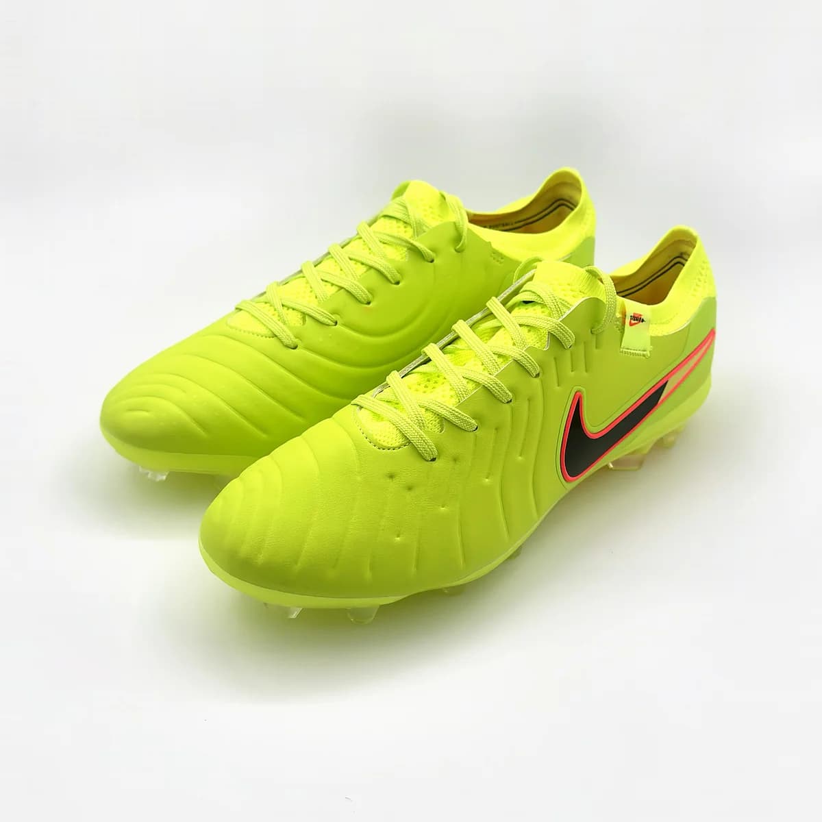 Botín Nike Tiempo Legend X Fútbol 11 — foto 3 de 3