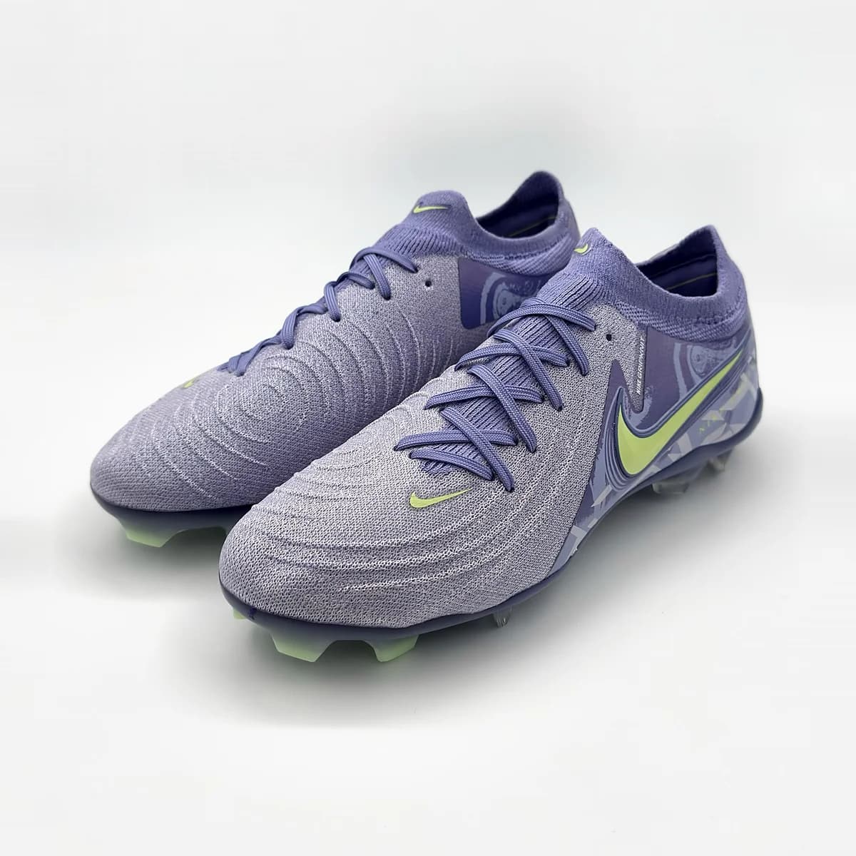 Botín Nike Phantom Fútbol 11 — foto 3 de 3
